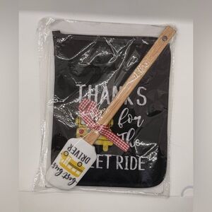 School Bus Pot Holder and Spatula Set